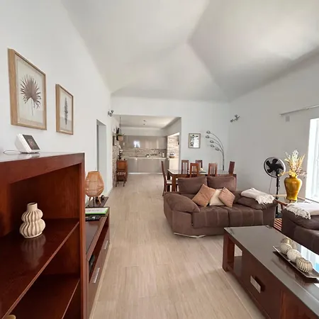 Casa Costa Bella
