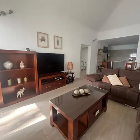Casa Costa Bella * 科斯塔特吉塞